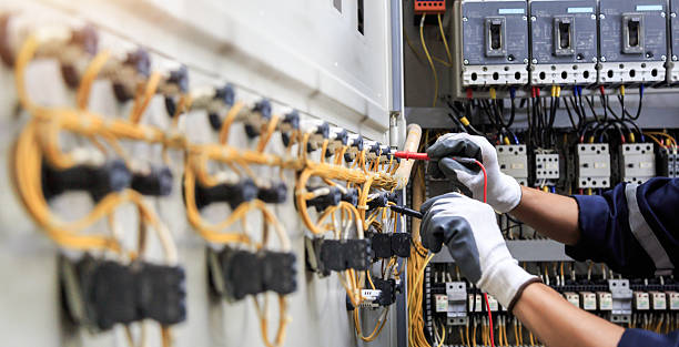 Professional Electrician technician working in Sudan, TX